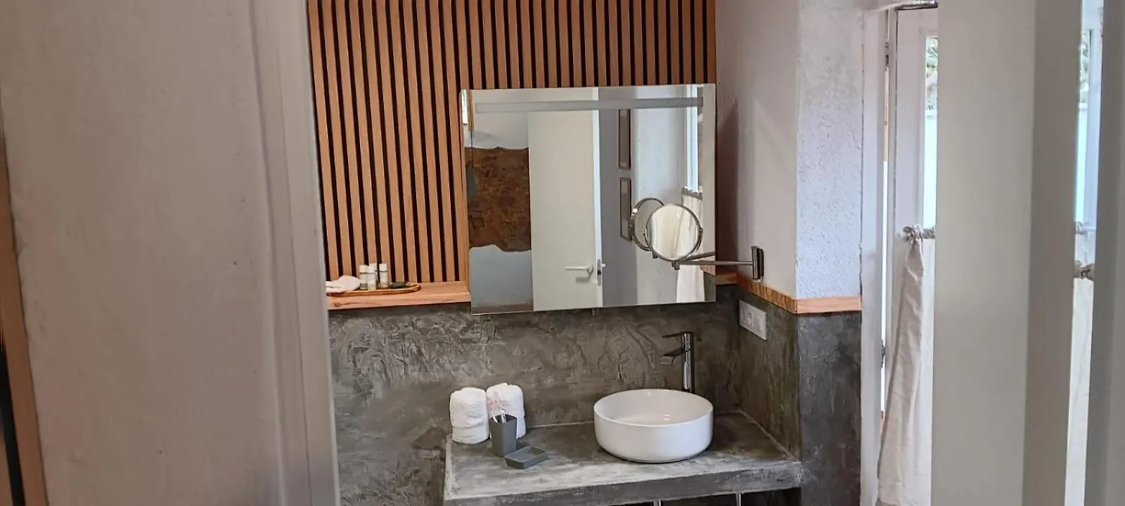 Hotel Le Rondini- Solo Adultos à Montrás