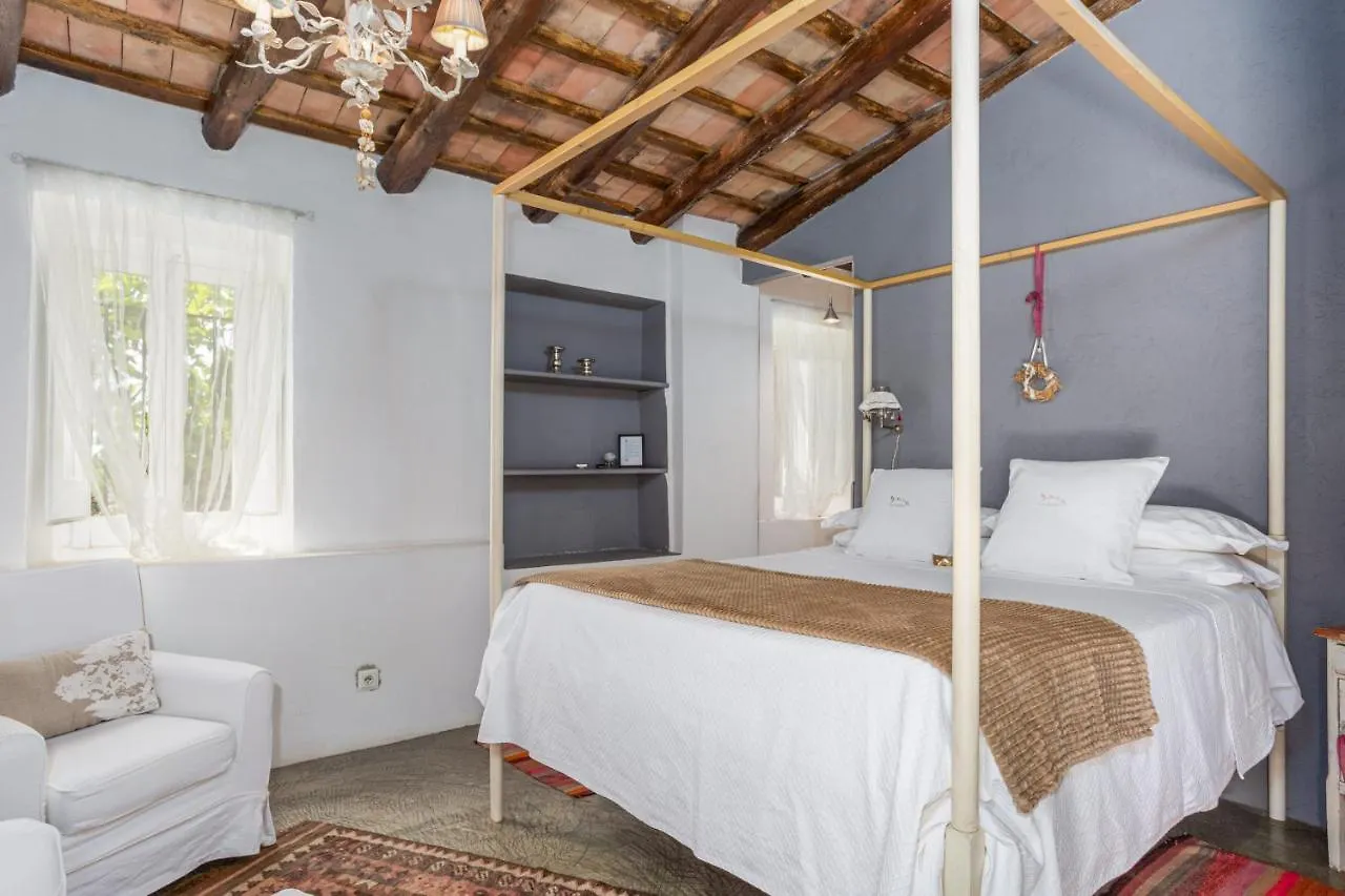Le Rondini- Solo Adultos Hotel Montras